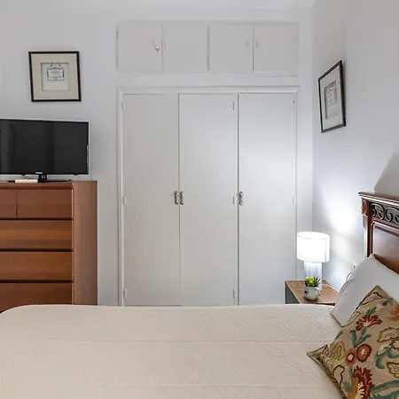 Apartment Fancy 2br In Golden Mile Close To The
