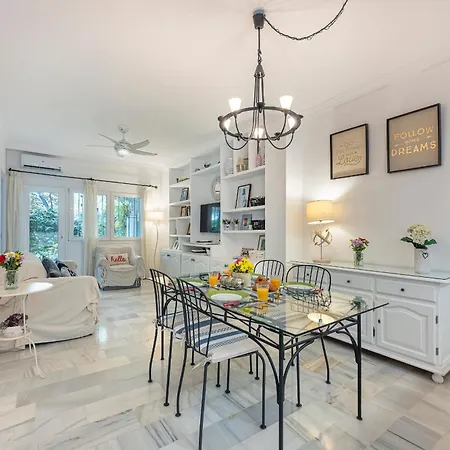 Fancy 2br In Golden Mile Close To The Apartment